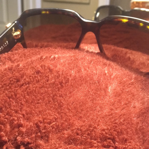 Authentic Versace Sunglasses with gold bows! - Picture 6 of 7